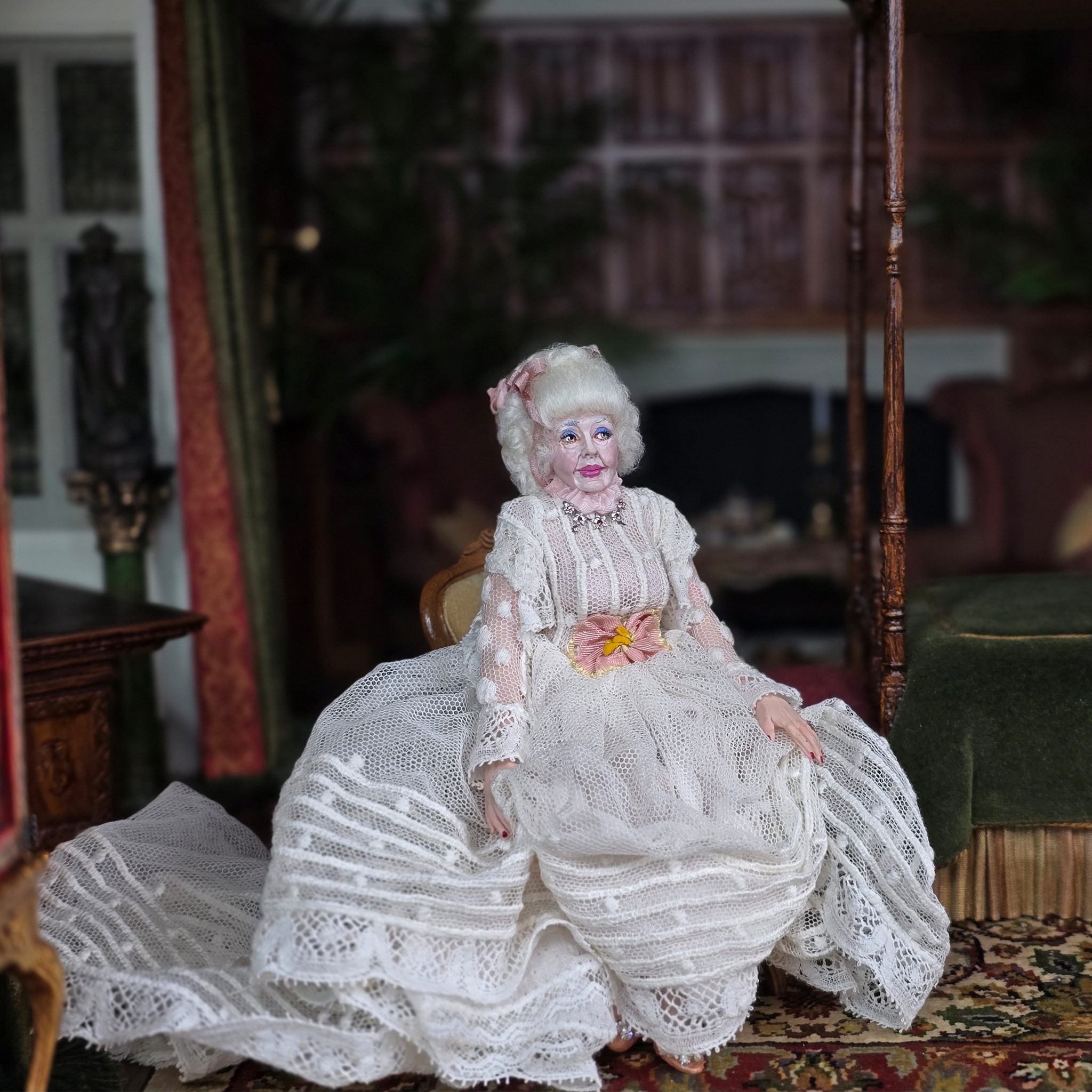 Aging Star Dolly Darling Original Marcia Backstrom Sculpted Clay Dollhouse Doll