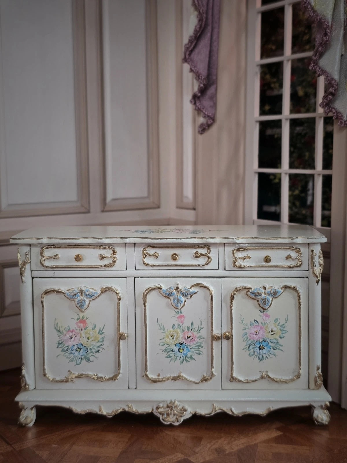 Renee Isabelle Hand-Painted Gilt 7-Piece Dining Set Dollhouse Miniature