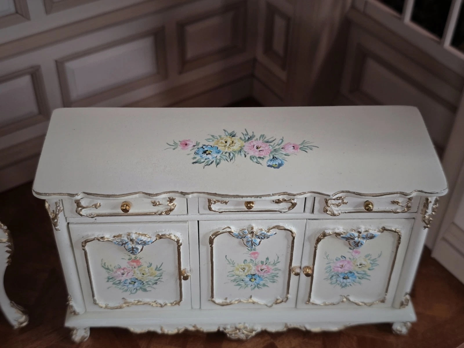 Renee Isabelle Hand-Painted Gilt 7-Piece Dining Set Dollhouse Miniature