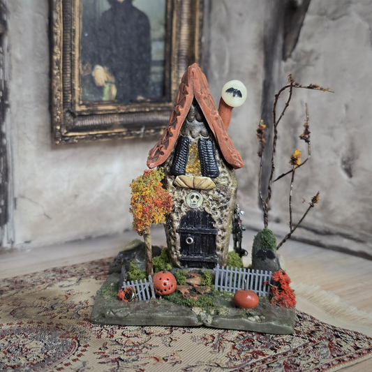 1:12 Halloween Spooky Fall Witch's Haunted House Dollhouse for Miniature Scenes