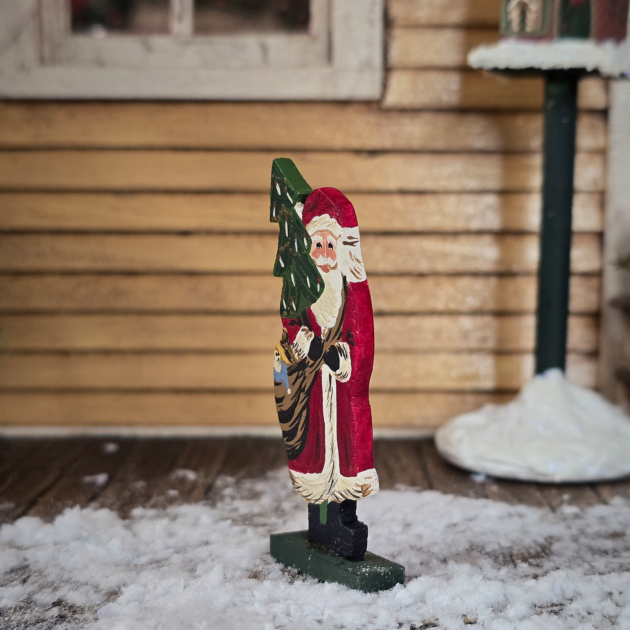 Miniature Folk Art Santa Figurine – Signed Richards 1981, side view