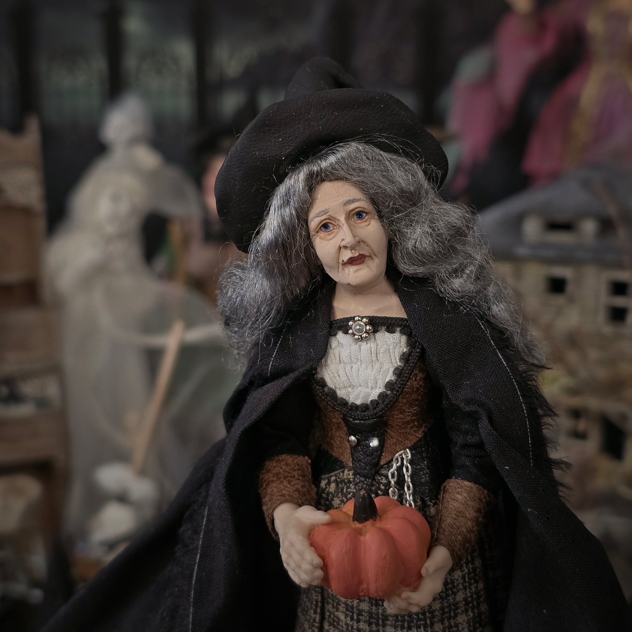 Old Woman Witch by Marcia Backstrom & Falcon Miniatures Resin Halloween Character Lady Doll