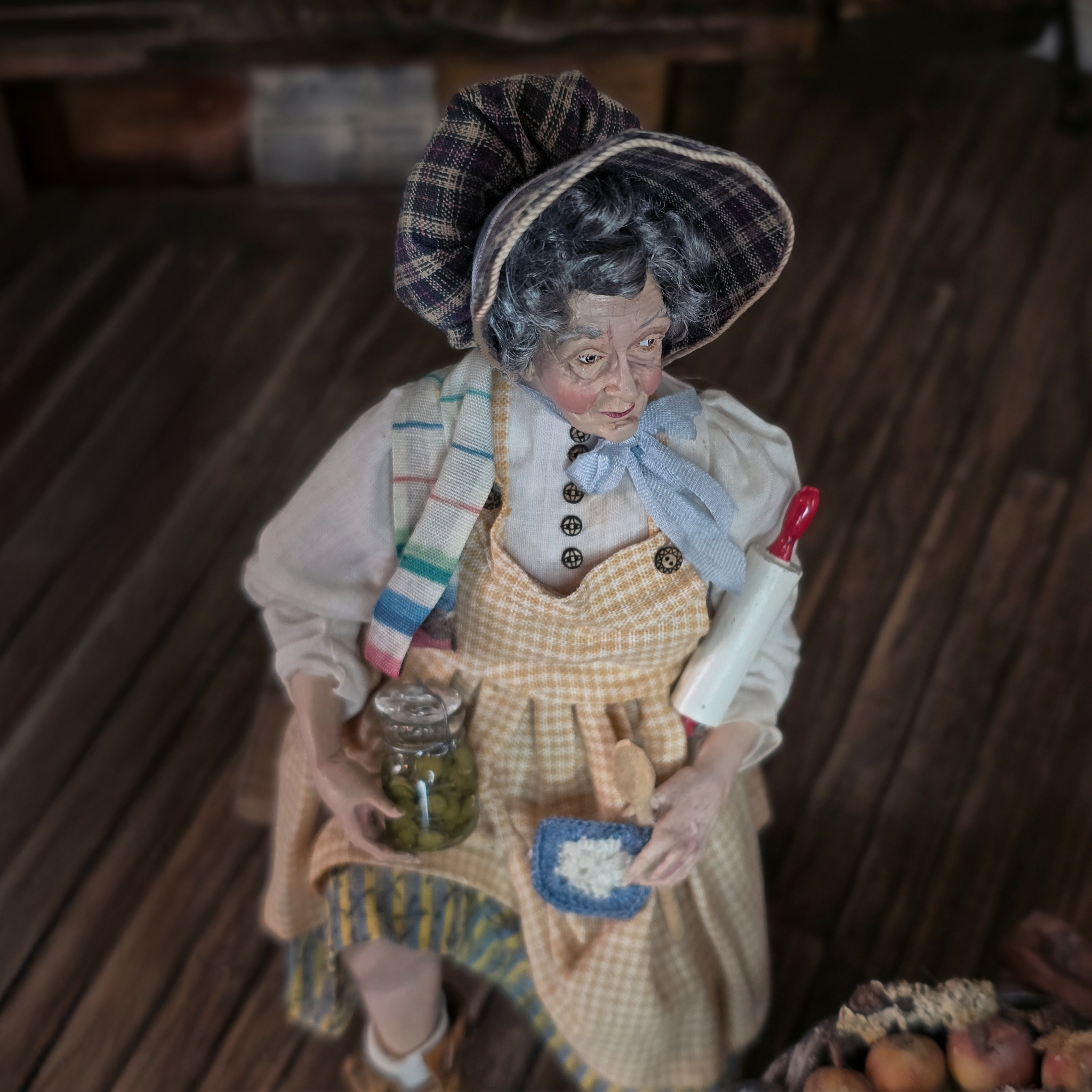 Granny Grit Rustic Country Housewife Original Marcia Backstrom Sculpted Clay Dollhouse Doll