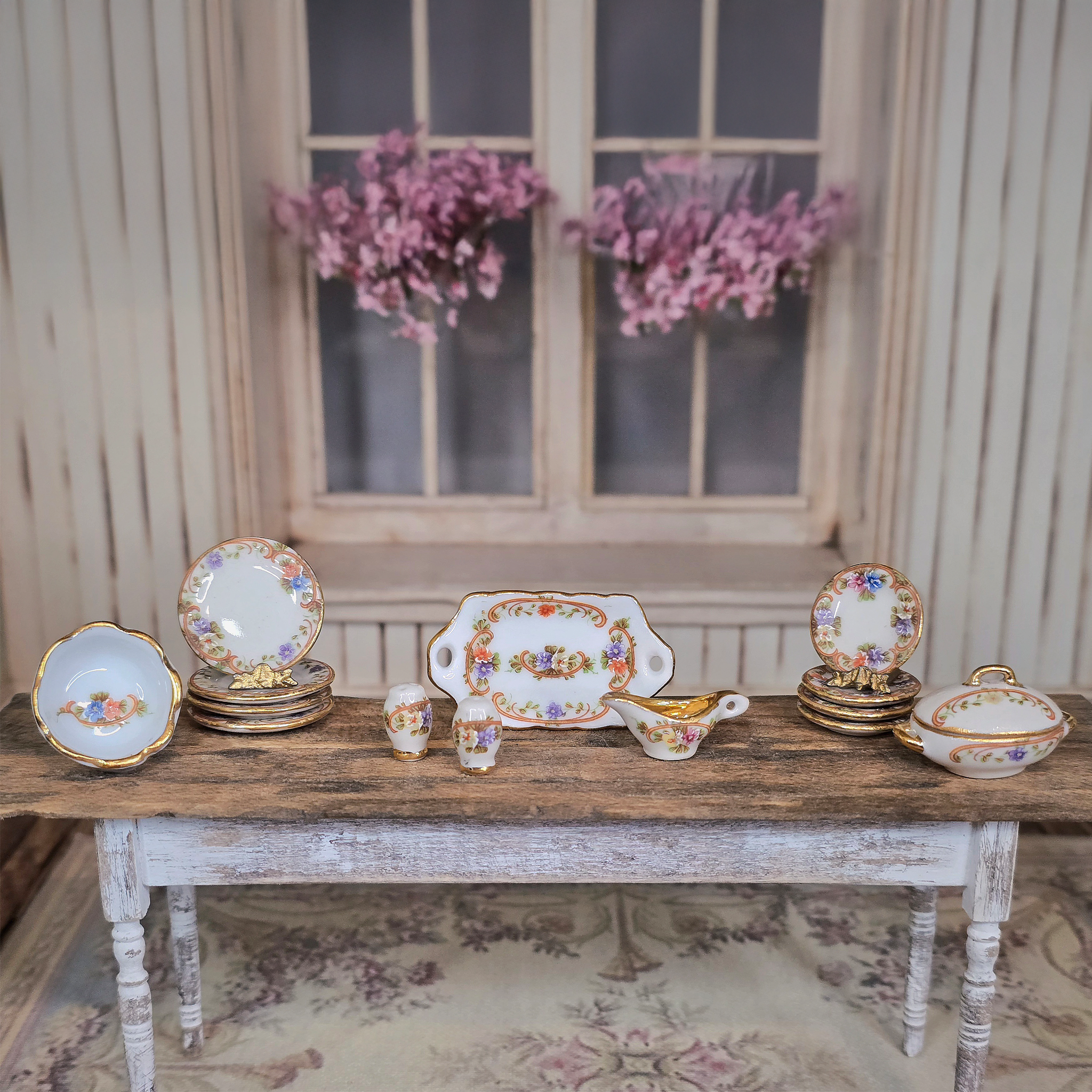 Signed Rachel Munday 15-Piece Porcelain Dinnerware Set UK