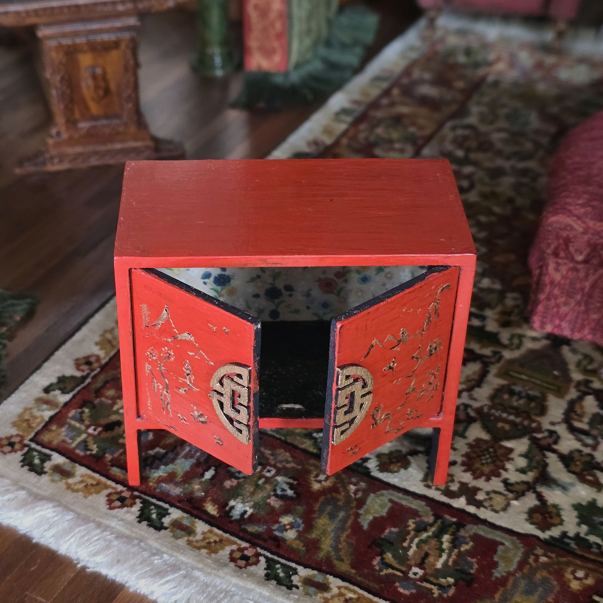 SIGNED Gilt Red Lacquer Chinese Asian Hand Painted Chinoiserie Cabinet
