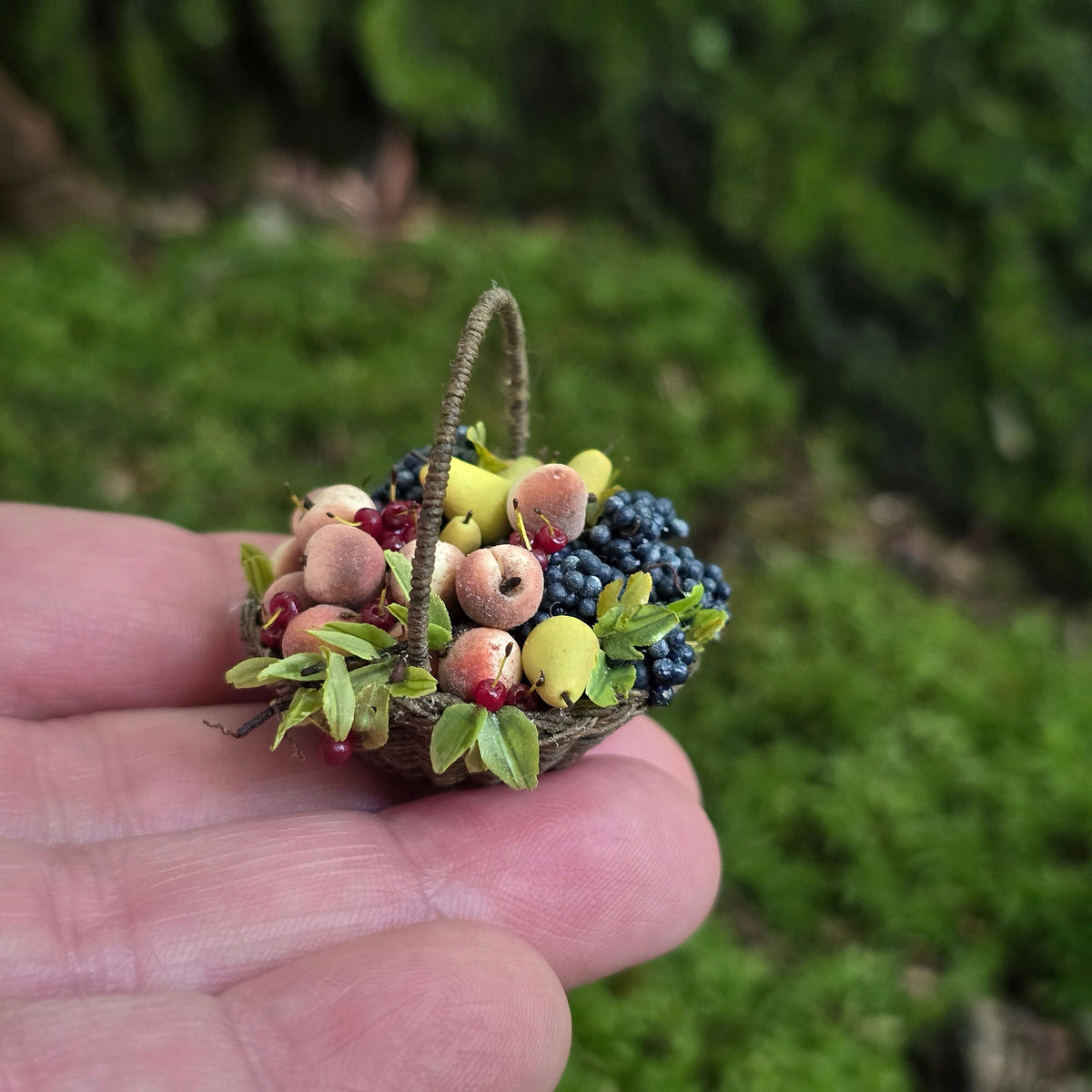 Gosia Suchodolska IGMA Artisan Miniature Late Summer Fruit Harvest Basket Exclusive