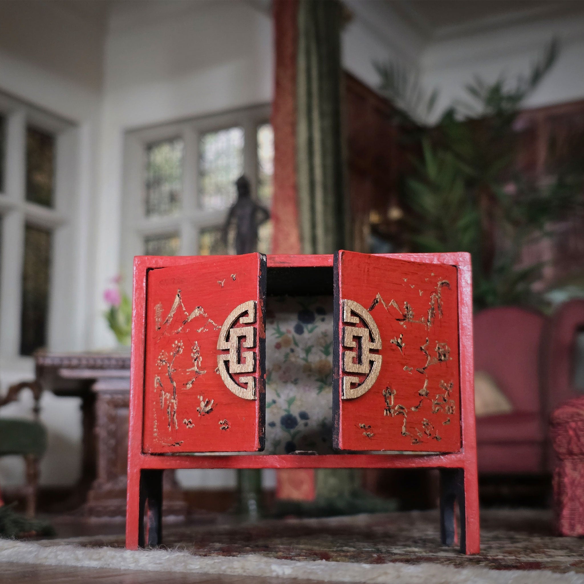SIGNED Gilt Red Lacquer Chinese Asian Hand Painted Chinoiserie Cabinet