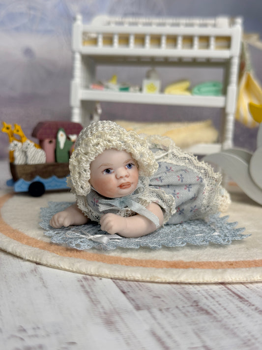 1:6 Maree Massey Baby Girl RARE SIZE Dollhouse Doll Jointed Porcelain, laying on floor, left side
