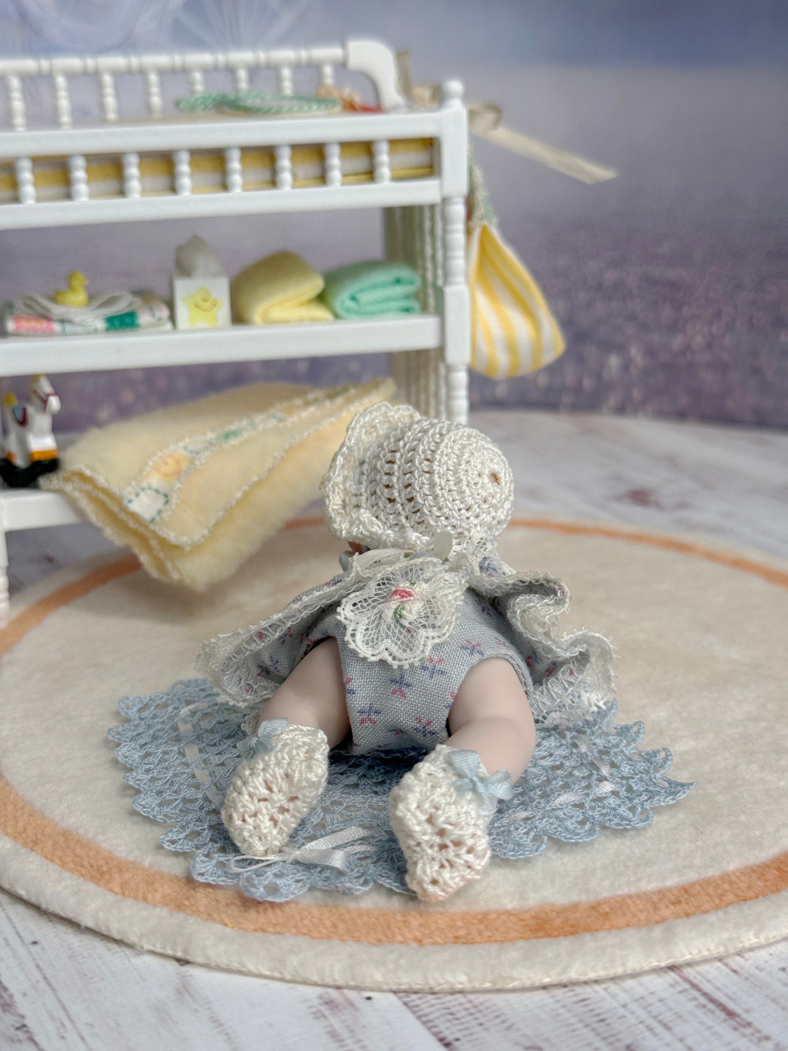 1:6 Maree Massey Baby Girl RARE SIZE Dollhouse Doll Jointed Porcelain, back view