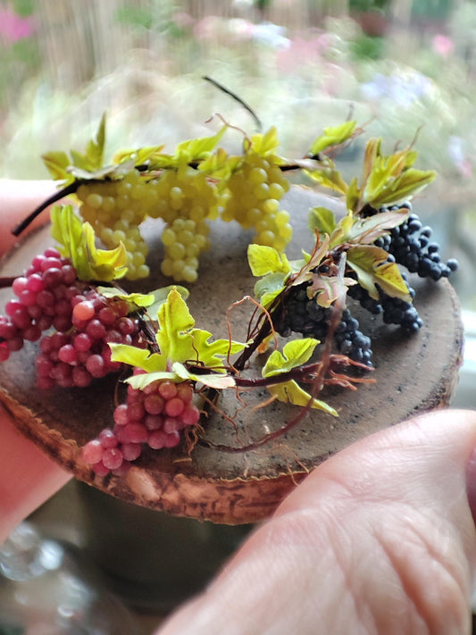 Reserved for Robert Mondavi Gosia Suchodolska IGMA Artisan Miniature Spectacular Grapes on Vines Magpie Exclusive