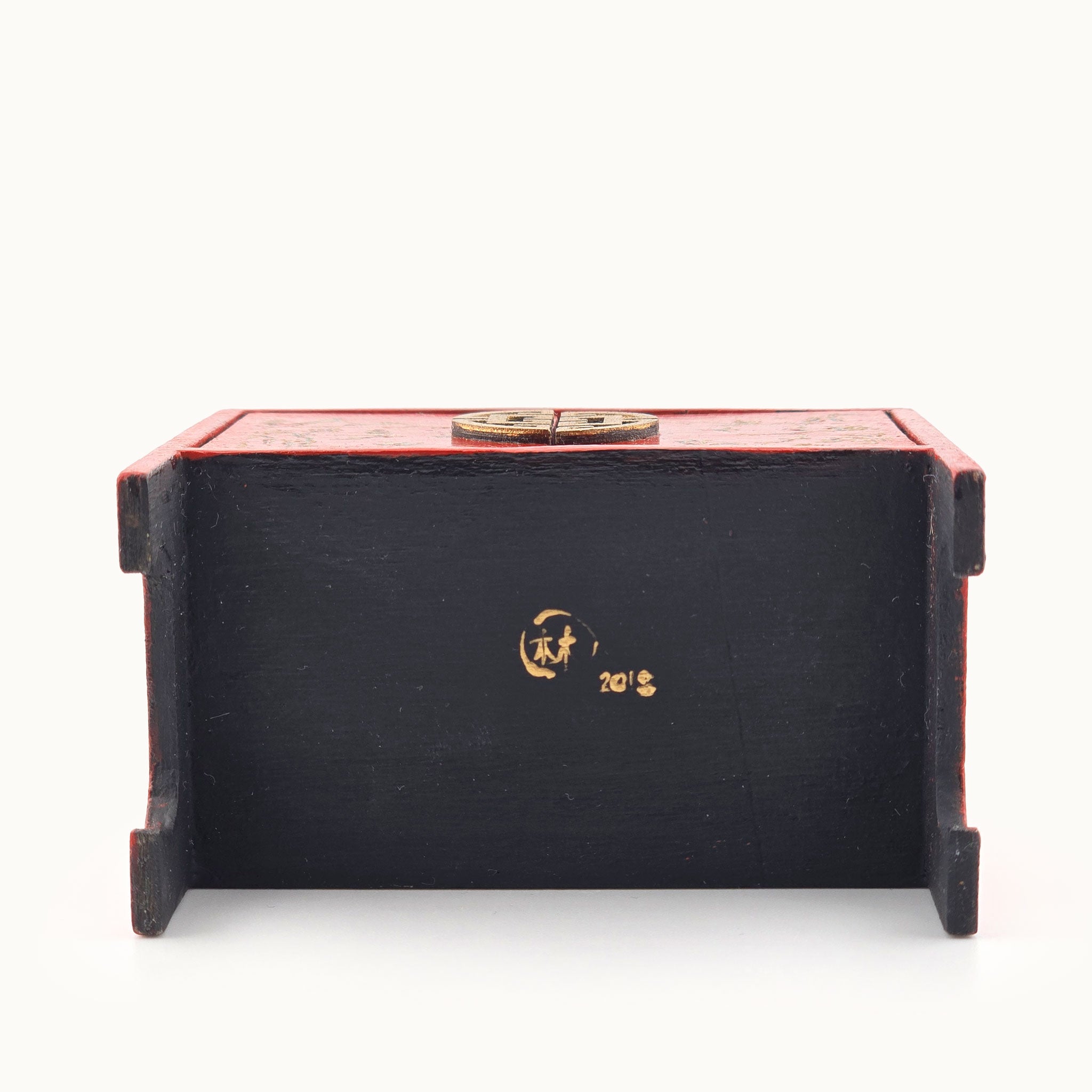 SIGNED Gilt Red Lacquer Chinese Asian Hand Painted Chinoiserie Cabinet