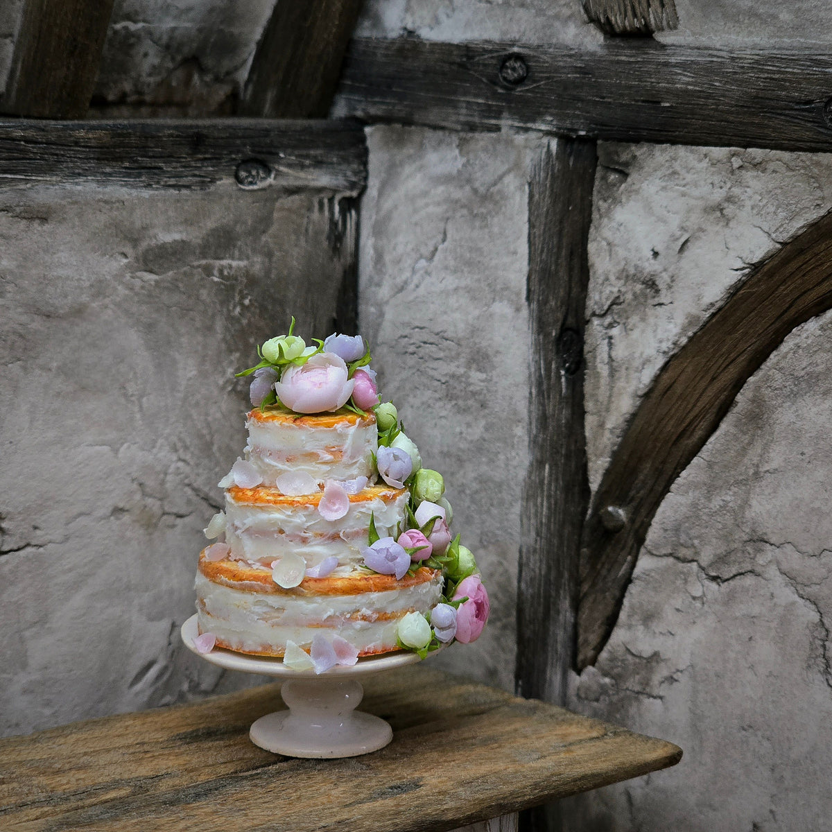 Gosia Suchodolska IGMA Artisan Pastel Floral Rustic Wedding Cake Exclusive