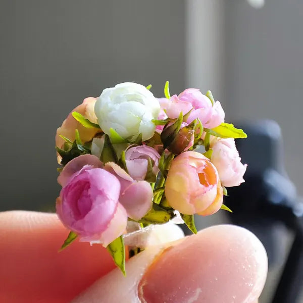 Gosia Suchodolska IGMA Artisan Miniature Medium White Rose Stem Magpie Exclusive