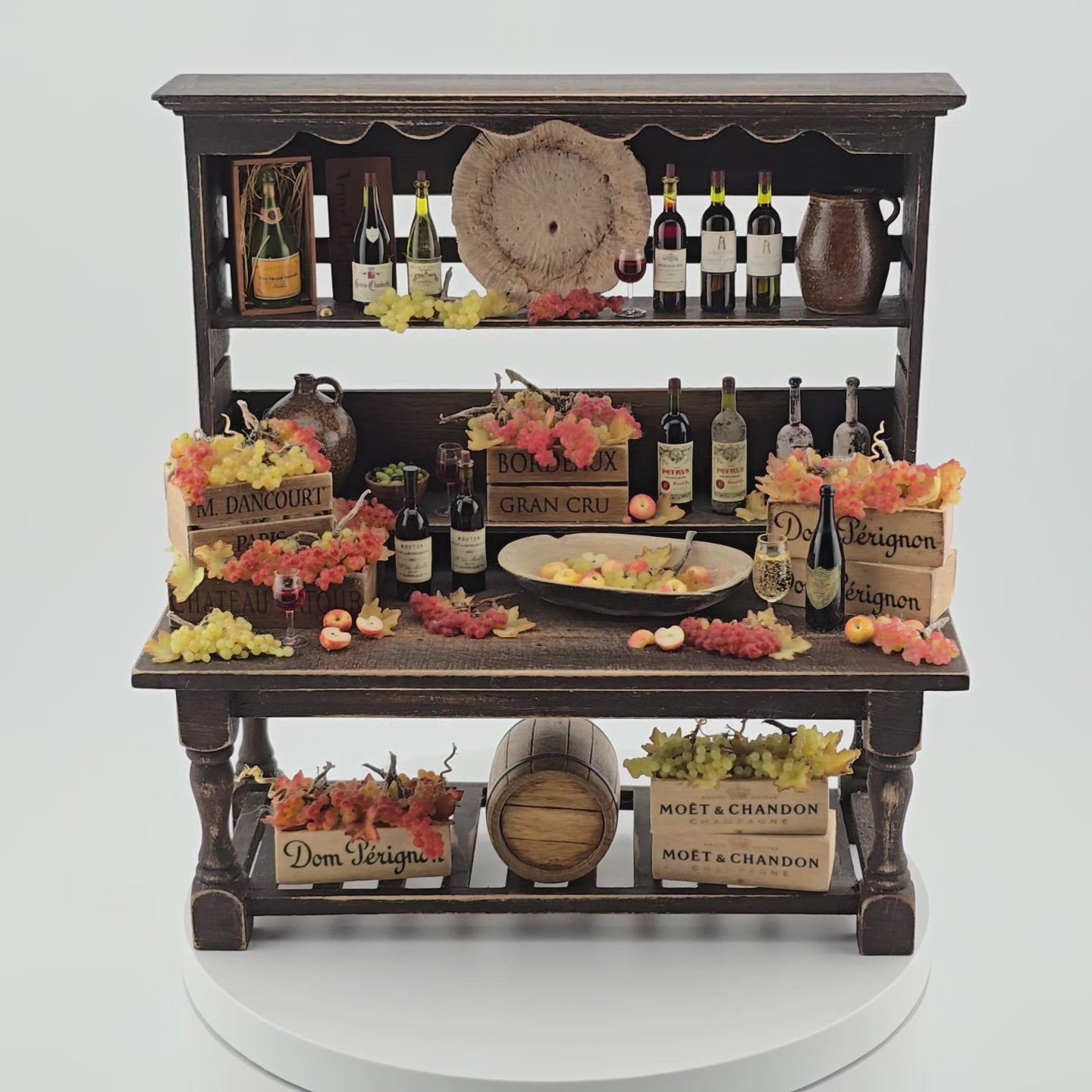 Video of dressed autumn wine hutch