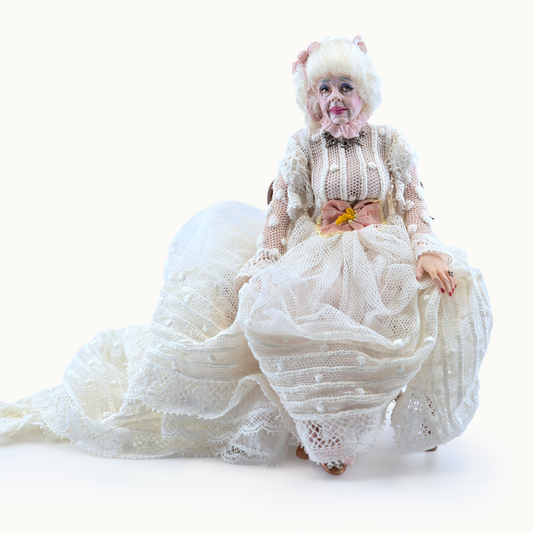 Aging Star Dolly Darling Original Marcia Backstrom Sculpted Clay Dollhouse Doll